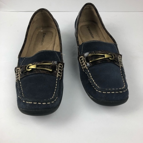 Naturalizer’sWomen’s blue loafers with brown accents 9.5M - Picture 2 of 8